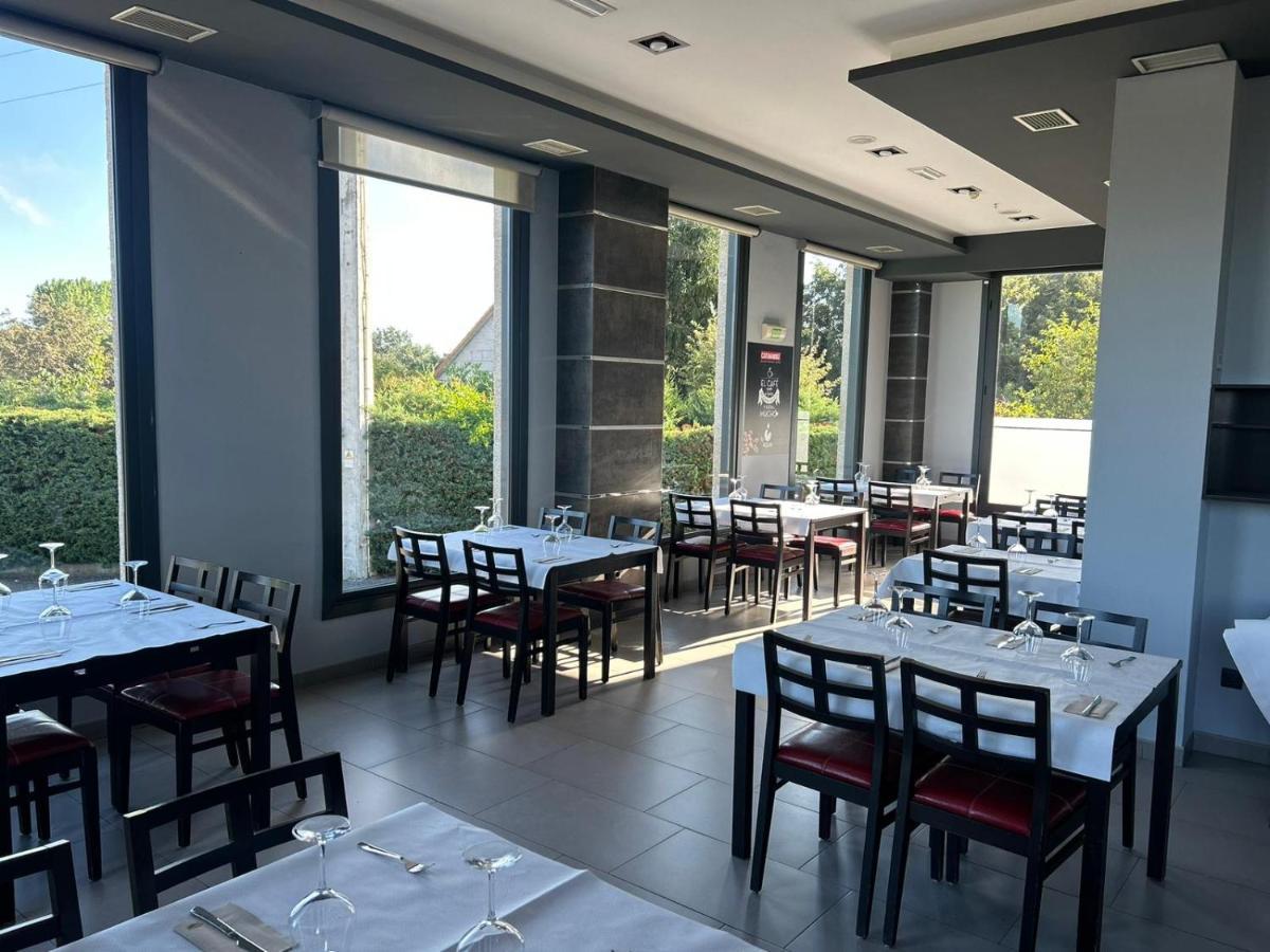 Hostal Restaurante Aqua Ourense Extérieur photo
